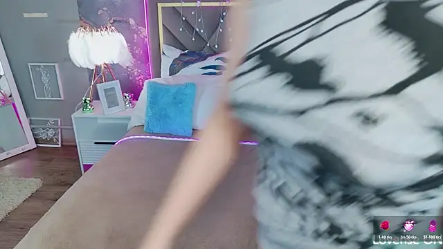 Ketrin Jones online show from 03/10/26, 07:24