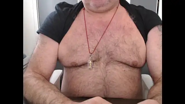 Snapshot of DadBearBi chatting on 02/07/26, 09:35 DadBearBi online show from 02/07/26, 09:35