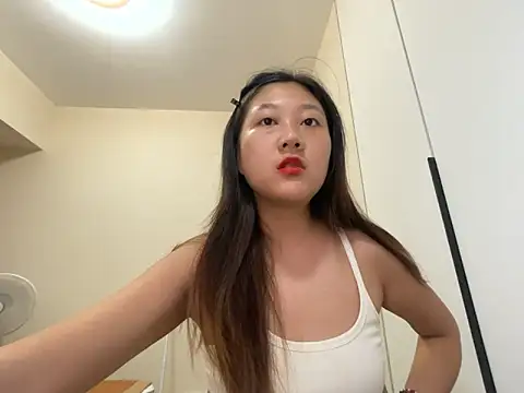 Snapshot of xena0501 chatting on 09/17/25, 09:11 xena0501 online show from 09/17/25, 09:11