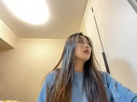 Snapshot of xena0501 chatting on 12/04/25, 12:36 xena0501 online show from 12/04/25, 12:36