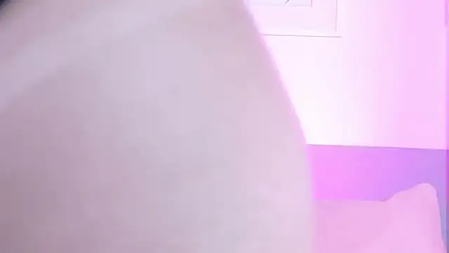 cutepetitee online show from 02/27/26, 07:25