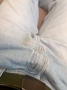 Snapshot of Amor-de-Casal chatting on 02/12/26, 05:41 Amor-de-Casal online show from 02/12/26, 05:41