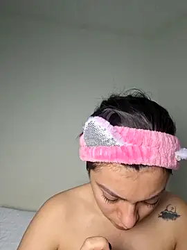 AmaiaSalvatore online show from 09/19/25, 09:37