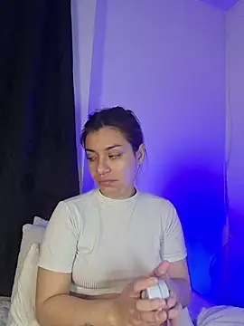 AmaiaSalvatore online show from 01/05/26, 10:46