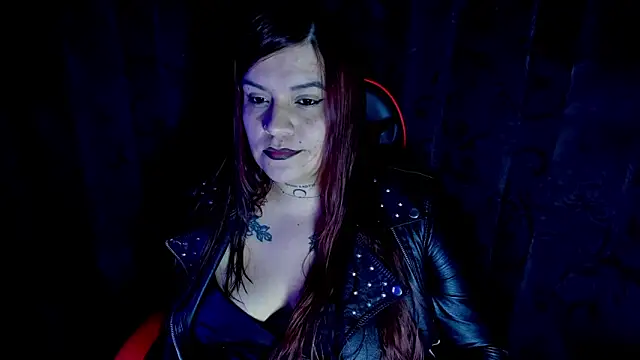 Moon Dark520 online show from 11/24/25, 04:34