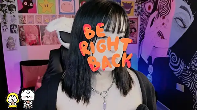 Snapshot of Yuhwan_ chatting on 10/14/25, 10:54 Yuhwan online show from 10/14/25, 10:54