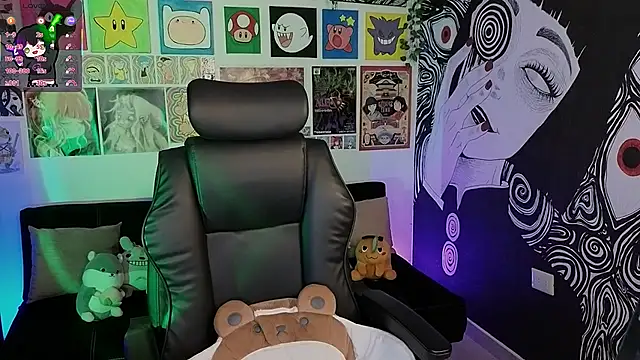 Snapshot of Yuhwan_ chatting on 11/18/25, 10:47 Yuhwan online show from 11/18/25, 10:47