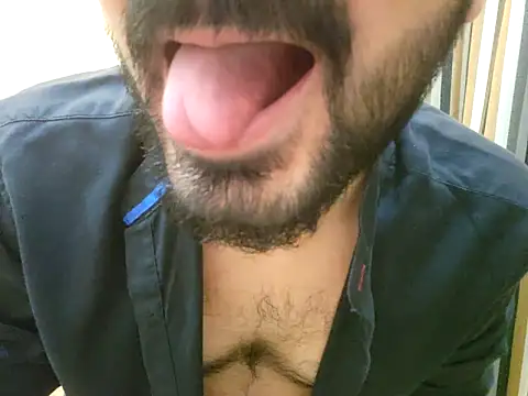 mlove902 online show from 10/15/25, 06:52