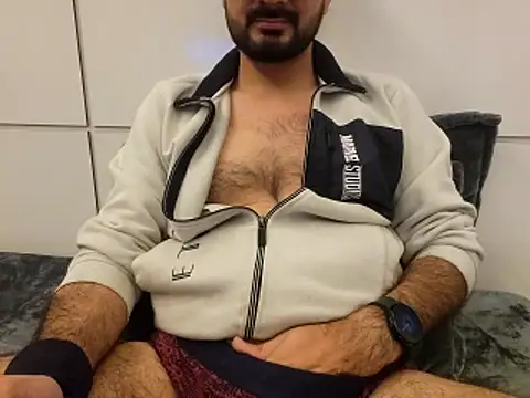 mlove902 online show from 12/21/25, 07:43