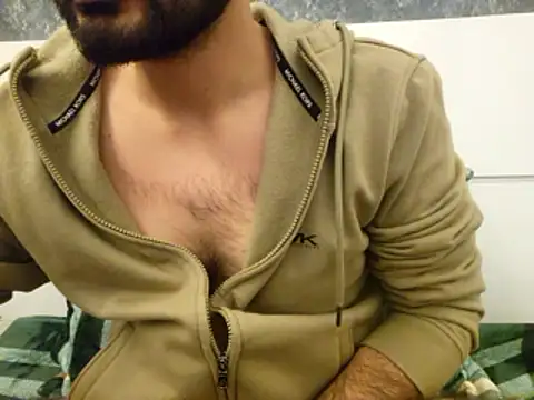 mlove902 online show from 01/13/26, 07:08