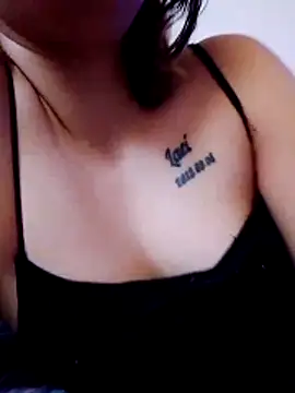 Themaskedgirl21 online show from 02/25/26, 01:43