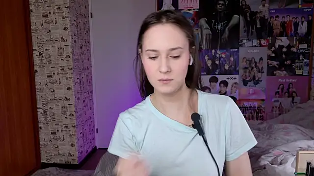 LucyRose3 online show from 12/05/25, 03:48