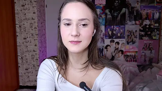 LucyRose3 online show from 12/16/25, 01:21