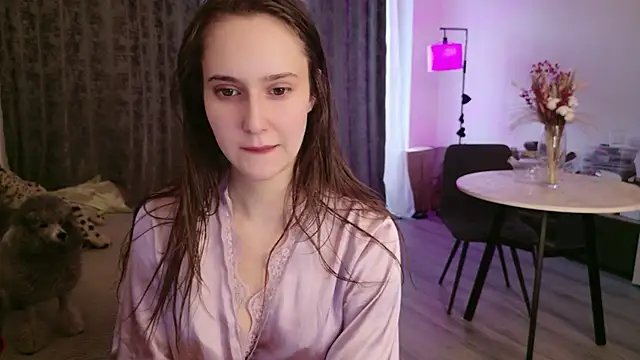 LucyRose3 online show from 04/03/26, 02:04