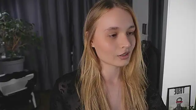 lisa schiele online show from 10/21/25, 08:20