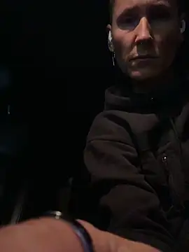 SwingWingWomanSweden online show from 10/30/25, 07:36