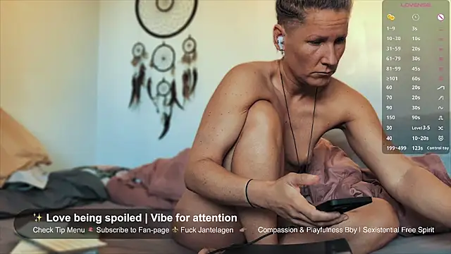 SwingWingWomanSweden online show from 03/31/26, 07:42