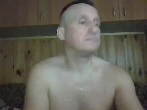 Snapshot of Maksymilian1 chatting on 11/07/25, 03:12 Maksymilian1 online show from 11/07/25, 03:12