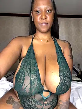 sexyBoobies98 online show from 10/30/25, 06:30