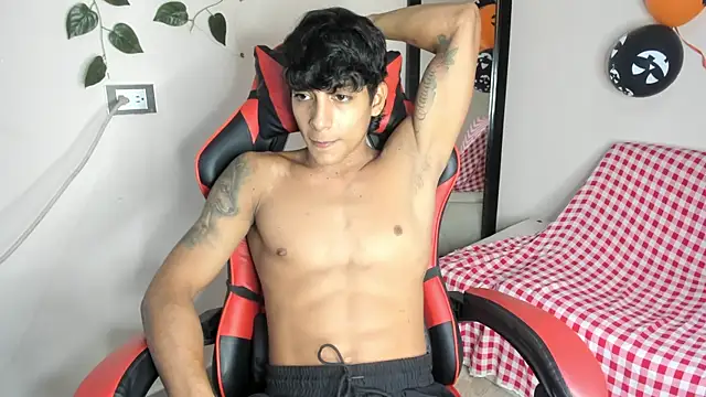 axel rousse2 online show from 11/07/25, 10:21