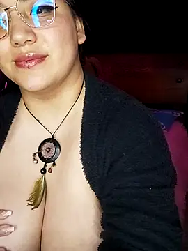 Snapshot of kittenFreyja_ chatting on 10/10/25, 10:31 kittenFreyja  online show from 10/10/25, 10:31