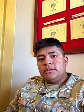 Snapshot of chelovqu chatting on 09/10/25, 03:12 chelovqu online show from 09/10/25, 03:12