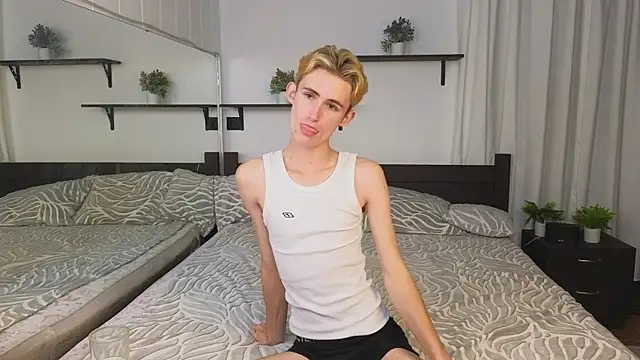 tommy XXX online show from 09/14/25, 03:22