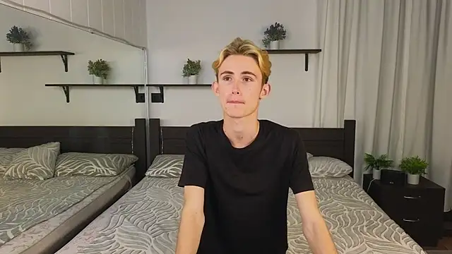 tommy XXX online show from 09/18/25, 05:15