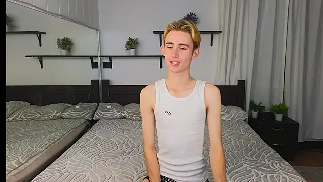 tommy XXX online show from 09/23/25, 06:00