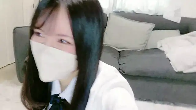 Snapshot of moemilk chatting on 07/26/26, 01:47 moemilk online show from 07/26/26, 01:47