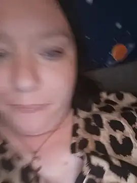 Feuchtekitty92xh online show from 10/18/25, 05:57