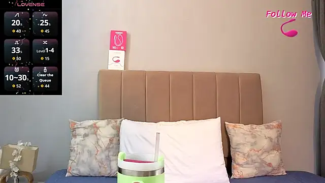 Penelophe01 online show from 01/11/26, 02:44