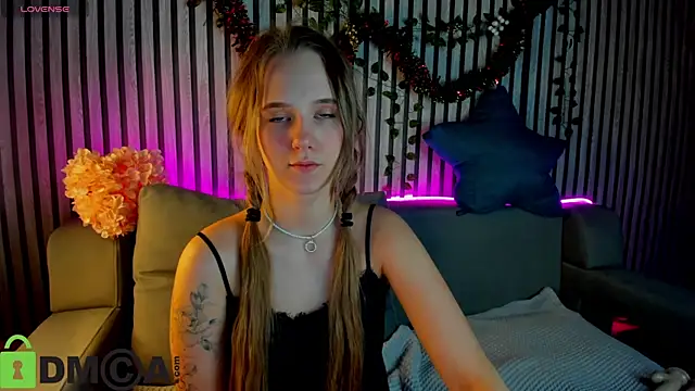 Snapshot of Casey_Sweeet chatting on 01/06/26, 11:29 Casey Sweeet online show from 01/06/26, 11:29