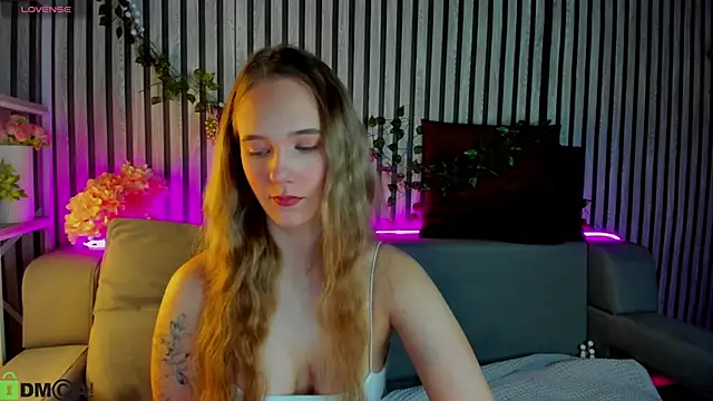 Snapshot of Casey_Sweeet chatting on 02/20/26, 09:21 Casey Sweeet online show from 02/20/26, 09:21