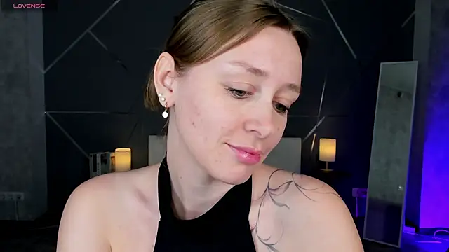 evashiny  online show from 11/30/25, 04:38