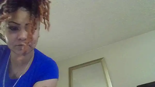 Flossee online show from 02/10/26, 05:00