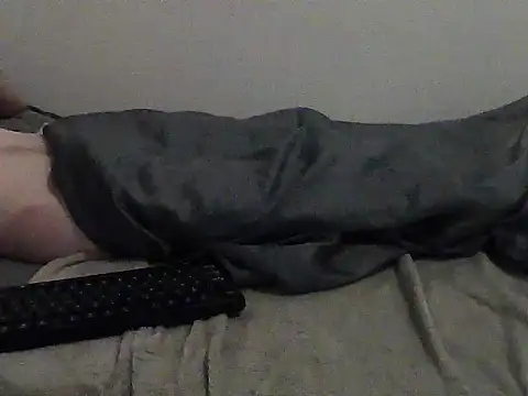 Snapshot of Wojtek150398 chatting on 09/21/25, 07:59 Wojtek150398 online show from 09/21/25, 07:59