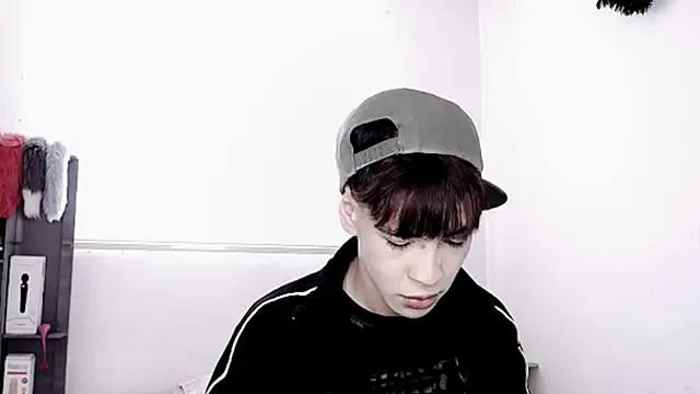 Snapshot of lucky_stricke chatting on 09/12/25, 07:58 lucky stricke online show from 09/12/25, 07:58