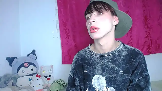 lucky stricke online show from 11/18/25, 03:45