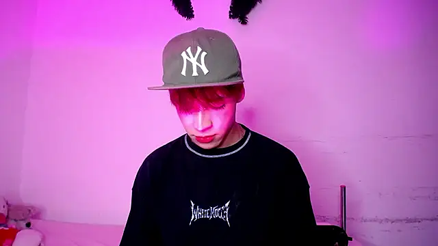 lucky stricke online show from 01/10/26, 04:58