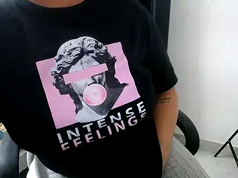 Roshi Love online show from 04/16/26, 05:47