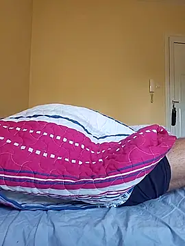 Nesch82 online show from 02/20/26, 06:59