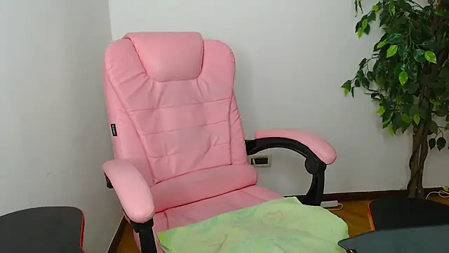 Erika bestboobs online show from 10/21/25, 08:42