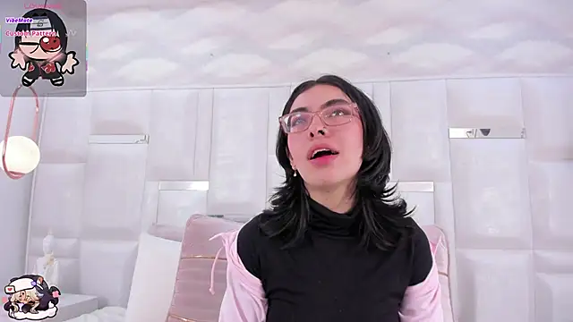 Im Molly Angel online show from 11/06/25, 08:32