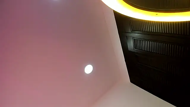  jasmine blush online show from 03/25/26, 12:44