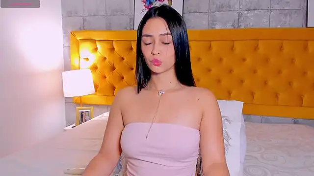 EmilyyRamirez online show from 11/09/25, 01:31