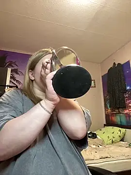 Kemeli008 online show from 09/17/25, 05:47