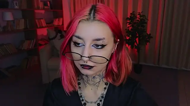 Mistress  Marcelline online show from 07/25/26, 02:09