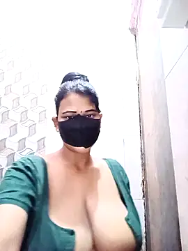 varnika online show from 04/12/26, 08:19