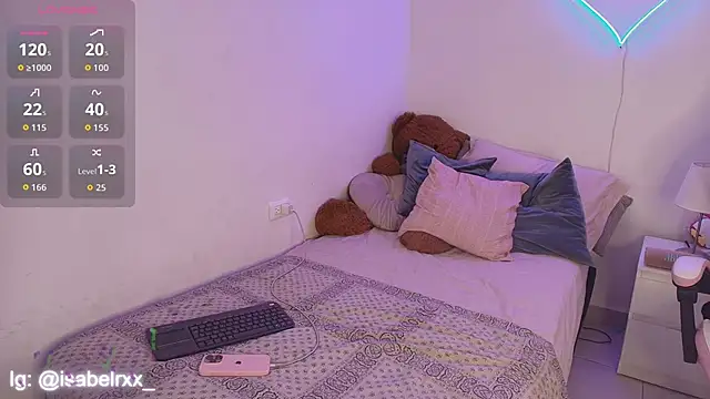 IsabelCortes online show from 04/21/26, 02:51